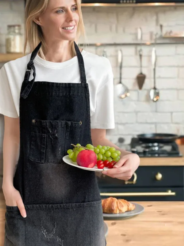 tablier grande poche en denim noir